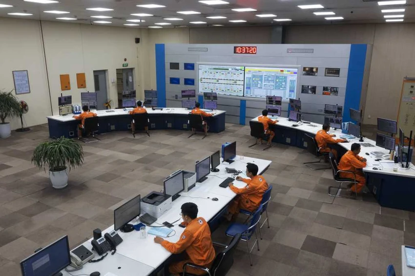 Trung tâm Điều hành sản xuất tại Công ty CP Nhiệt điện Quảng Ninh. Trung tâm Điều hành sản xuất tại Công ty CP Nhiệt điện Quảng Ninh.