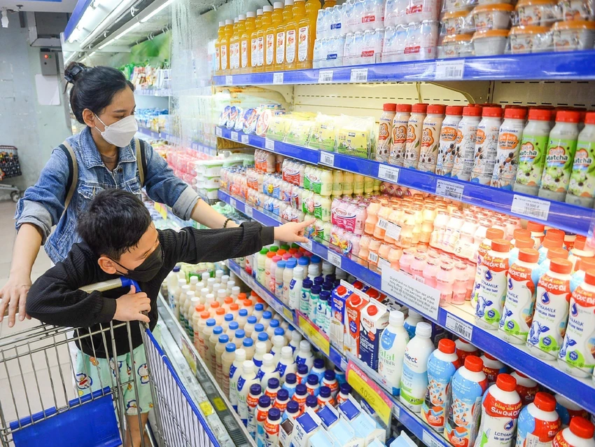 Hơn 1.000 mặt hàng sữa và chế phẩm từ sữa giảm giá từ 20%. Ảnh: Saigon Co.op Hơn 1.000 mặt hàng sữa và chế phẩm từ sữa giảm giá từ 20%. Ảnh: Saigon Co.op