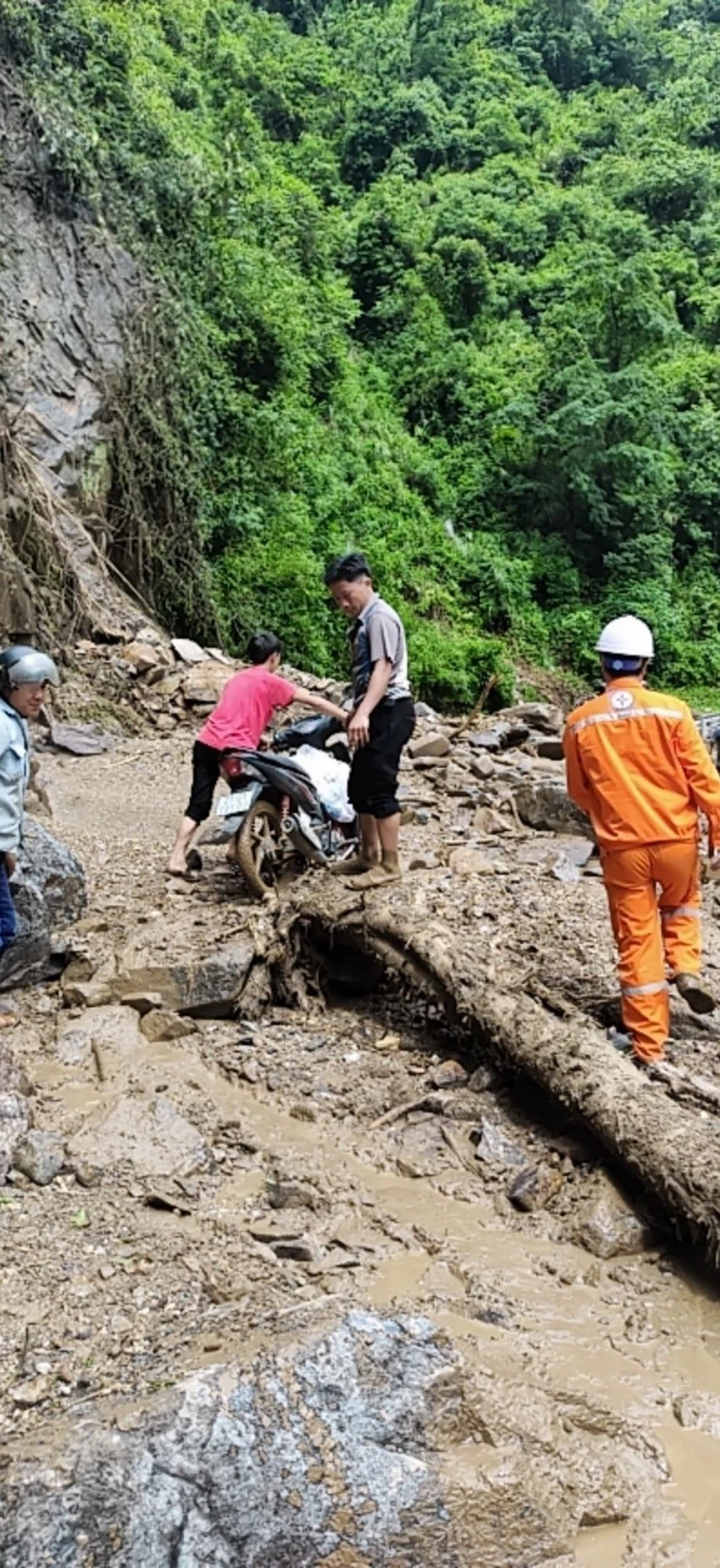 Sạt lở đất tại Sơn La Sạt lở đất tại Sơn La