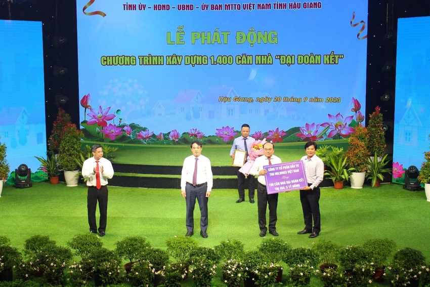 Trao-nha-hau-giang-chinh.jpg