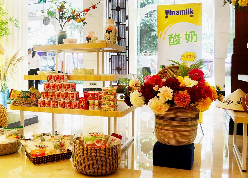 Vinamilk-sua-ong-tho-1.png