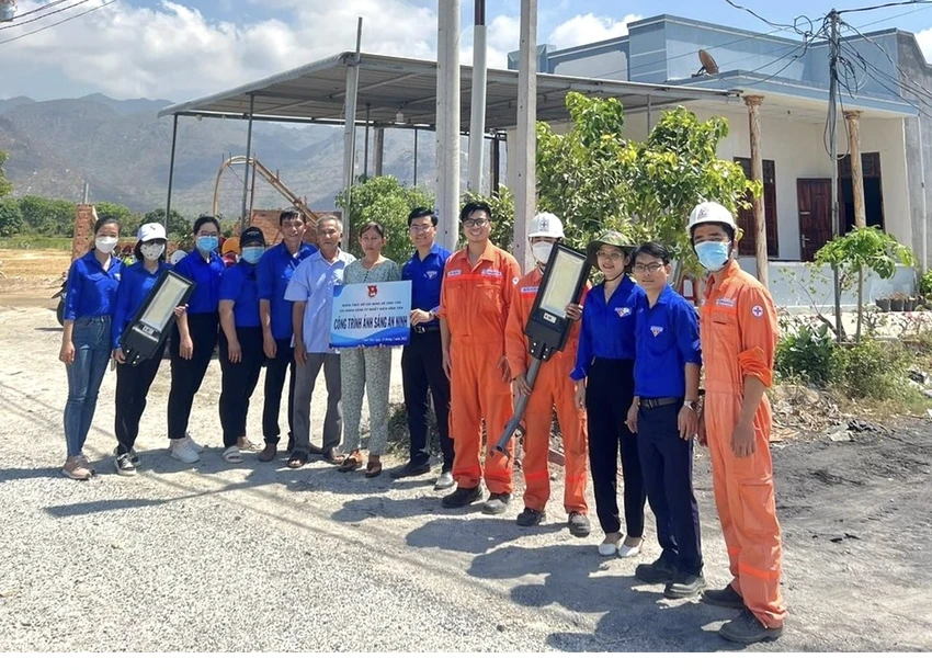 nhiet-dien-vinh-tan-1.png
