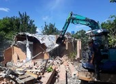 Tiếp tục tháo dỡ 11 công trình sai phép ở Bình Chánh