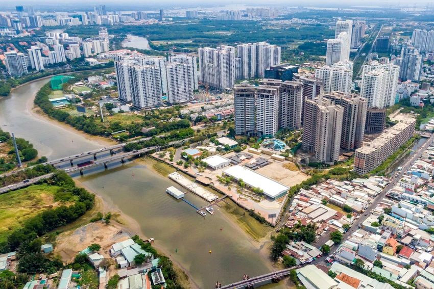 Thị trường bất động sản đang được nhận định là gặp nhiều khó khăn. Ảnh minh họa: K.C