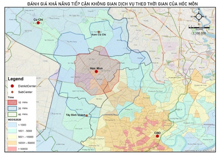 Nếu lấy thị trấn Hóc Môn làm trung tâm, thì chỉ cần 20 phút di chuyển bằng xe máy là đã có thể tiếp cận hết cư dân toàn huyện, và 40 phút để tiếp cận trung tâm của TP.HCM. Việc nâng cấp mạng lưới giao thông là điều tất yếu, vừa đảm bảo đạt tiêu chí lên quận (hoặc thành phố), vừa thu hút đầu tư từ các dự án phát triển quy mô lớn. Tuy nhiên, hiện huyện Hóc Môn đã có mạng lưới giao thông định hình và phân mảnh, nên việc nâng cấp còn nhiều rào cản. Thông tin trên được trích từ báo cáo của KTS. Nguyễn Hoài Vũ và nhóm nghiên cứu. Nếu lấy thị trấn Hóc Môn làm trung tâm, thì chỉ cần 20 phút di chuyển bằng xe máy là đã có thể tiếp cận hết cư dân toàn huyện, và 40 phút để tiếp cận trung tâm của TP.HCM. Việc nâng cấp mạng lưới giao thông là điều tất yếu, vừa đảm bảo đạt tiêu chí lên quận (hoặc thành phố), vừa thu hút đầu tư từ các dự án phát triển quy mô lớn. Tuy nhiên, hiện huyện Hóc Môn đã có mạng lưới giao thông định hình và phân mảnh, nên việc nâng cấp còn nhiều rào cản. Thông tin trên được trích từ báo cáo của KTS. Nguyễn Hoài Vũ và nhóm nghiên cứu.