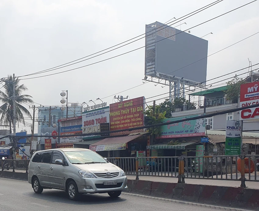 quảng cáo.jpg