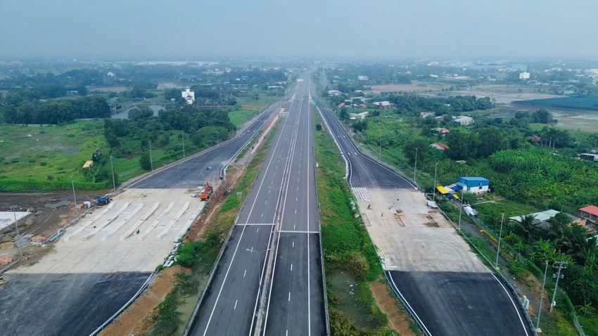 bến lức - long thành 12.jpg