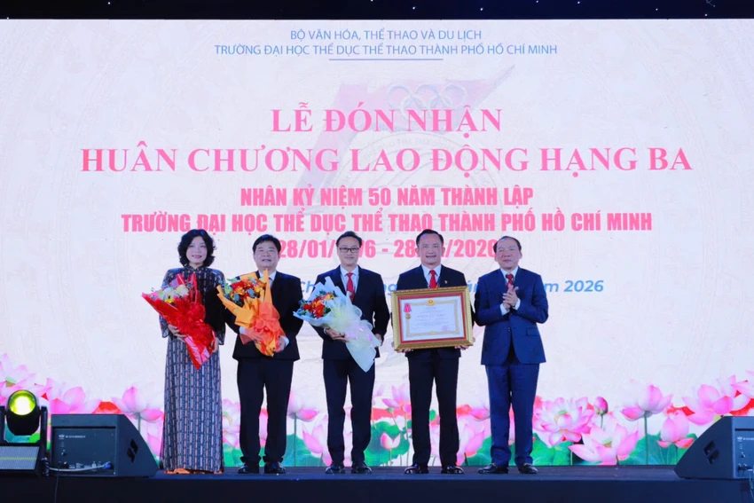 huanchuonghang3.jpg