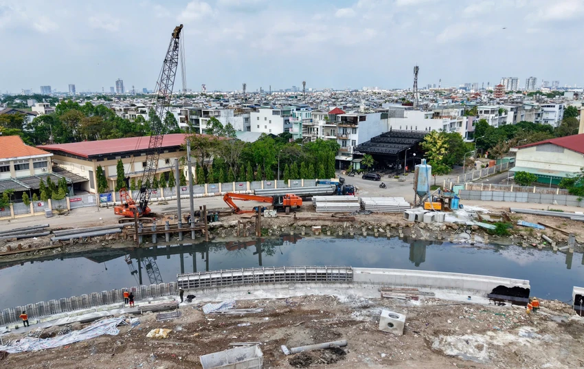 Bài 1 - Leg 2 - Cải tạo Rạch Xuyên Tâm - Thuận Văn (2).jpg