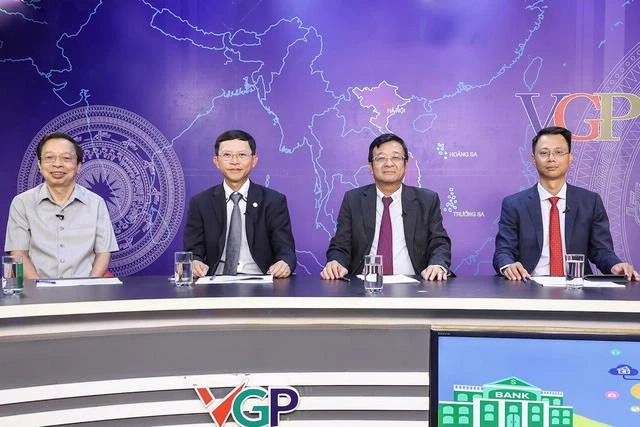 Các đại biểu tham dự tọa đàm. Ảnh: NHNN Các đại biểu tham dự tọa đàm. Ảnh: NHNN