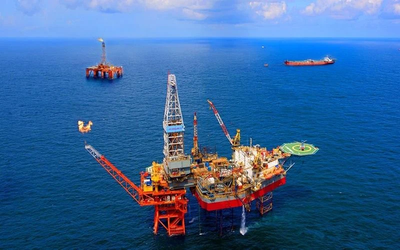 Qua hơn 9 tháng của năm 2022, tình hình kinh tế của nước ta đã phục hồi mạnh mẽ, kinh tế vĩ mô tiếp tục duy trì ổn định, lạm phát trong tầm kiểm soát, các cân đối lớn được đảm bảo; chính sách tài khóa, tiền tệ được điều hành chủ động, linh hoạt và hiệu quả. Ảnh minh họa. Qua hơn 9 tháng của năm 2022, tình hình kinh tế của nước ta đã phục hồi mạnh mẽ, kinh tế vĩ mô tiếp tục duy trì ổn định, lạm phát trong tầm kiểm soát, các cân đối lớn được đảm bảo; chính sách tài khóa, tiền tệ được điều hành chủ động, linh hoạt và hiệu quả. Ảnh minh họa.