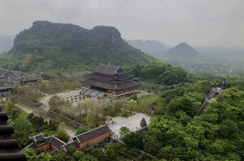 Định kỳ hàng ngày, hàng tuần, các đơn vị thực hiện kiểm đếm, ghi tổng số tiền tiếp nhận đối với tiền trong hòm công đức (nếu có). Ảnh: Minh Trúc. Định kỳ hàng ngày, hàng tuần, các đơn vị thực hiện kiểm đếm, ghi tổng số tiền tiếp nhận đối với tiền trong hòm công đức (nếu có). Ảnh: Minh Trúc.