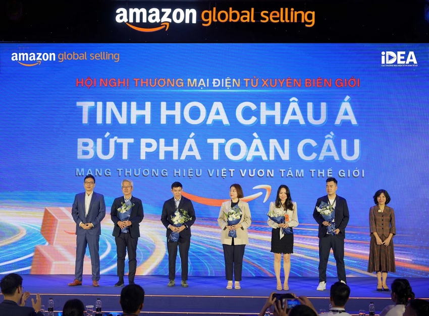 Các đại biểu tại hội nghị sáng 7-6. Ảnh: Minh Trúc Các đại biểu tại hội nghị sáng 7-6. Ảnh: Minh Trúc