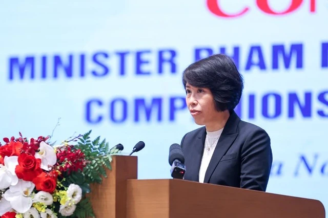Thứ trưởng Bộ KH&ĐT Nguyễn Thị Bích Ngọc báo cáo tại hội nghị.jpeg