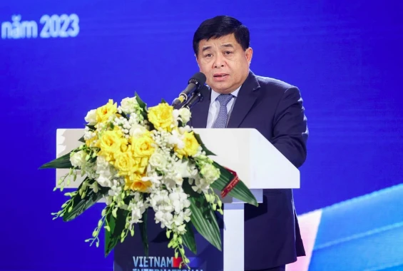 BT Nguyễn Chí Dũng tại Hội nghị Cấp cao về Công nghệ bán dẫn.png