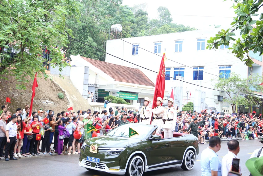 Điện Biên Phủ diễu binh 16.jpeg