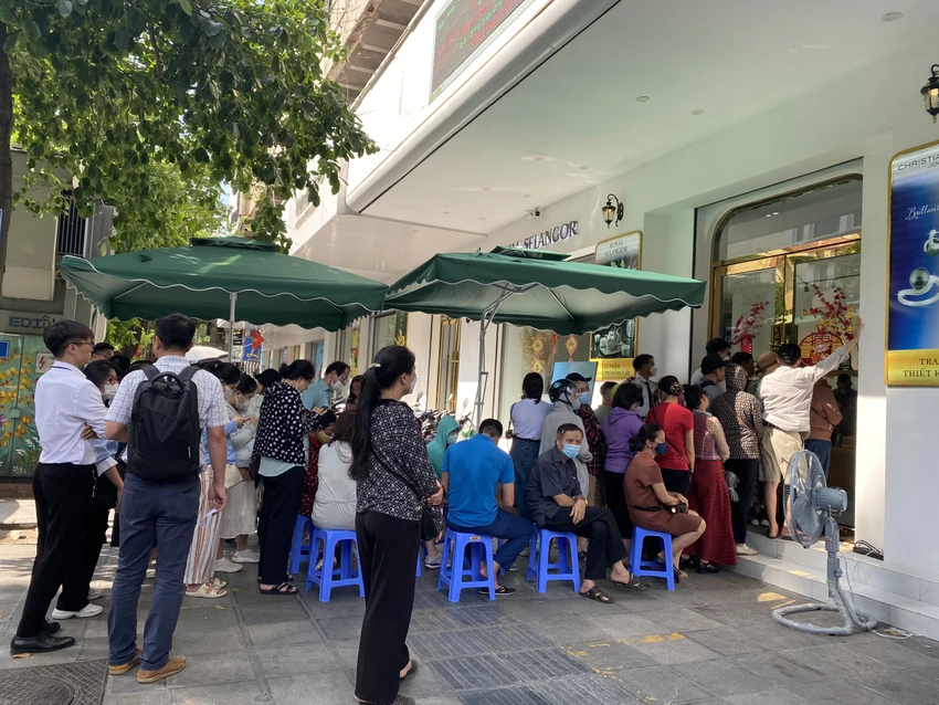 mua vàng miếng
