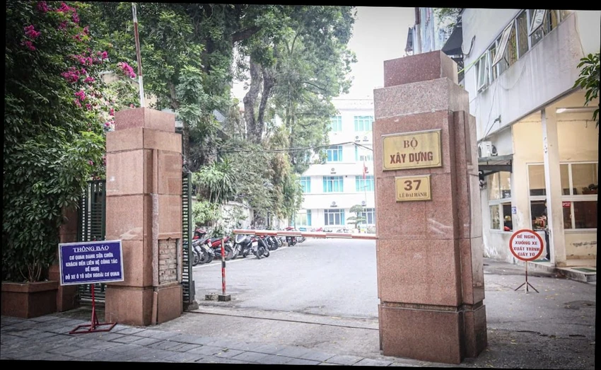 Thủ tướng Phạm Minh Chính đã ký các Quyết định điều động, bổ nhiệm các Thứ trưởng Bộ Xây dựng.