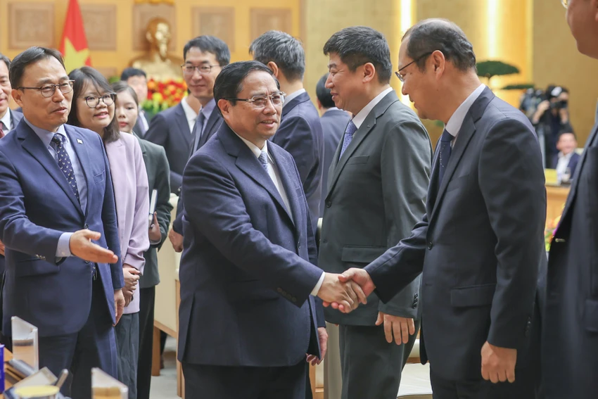 coi Việt Nam là cứ điểm phát triển, mắt xích quan trọng trong chuỗi cung ứng; góp phần chuyển giao công nghệ tiên tiến