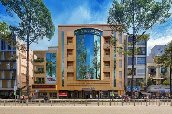 Tòa nhà Tập đoàn Vạn Thịnh Phát trên đường Trần Hưng Đạo, Quận 1, TP. HCM. Ảnh: VGP