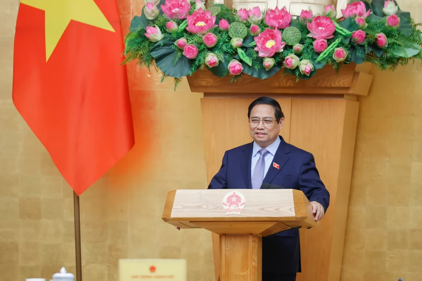 Thủ tướng nhấn mạnh, phải nỗ lực, cố gắng rất lớn để tăng trưởng từ 8% trở lên trong năm 2025.