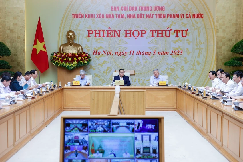 Thủ tướng yêu cầu các địa phương kiện toàn Ban Chỉ đạo gắn với mô hình chính quyền địa phương 2 cấp để không gián đoạn công tác xóa nhà tạm, nhà dột nát. Ảnh: VGP