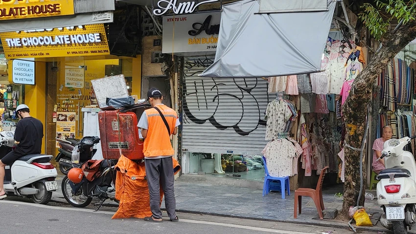 cửa hàng đóng cửa 3.jpg