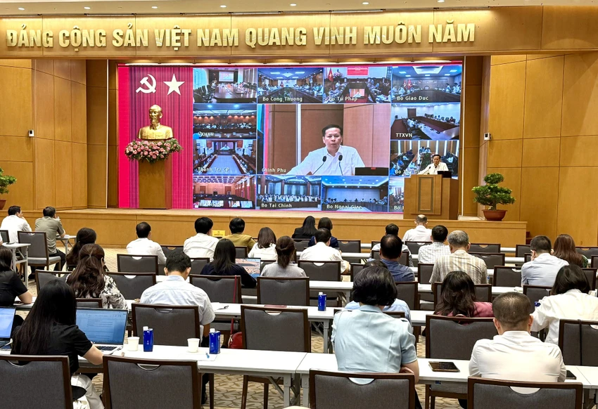 đảng ủy chính phủ 1.jpg