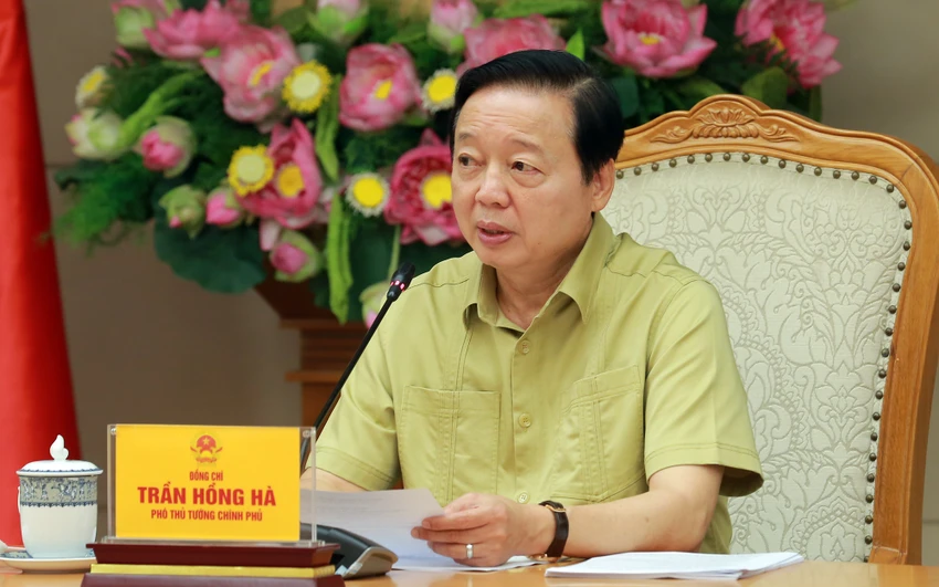 Phó Thủ tướng yêu cầu Bộ NN&MT nghiên cứu kỹ hơn để đề xuất cơ chế vượt trội cho Trung tâm tài chính quốc tế. Ảnh: VGP