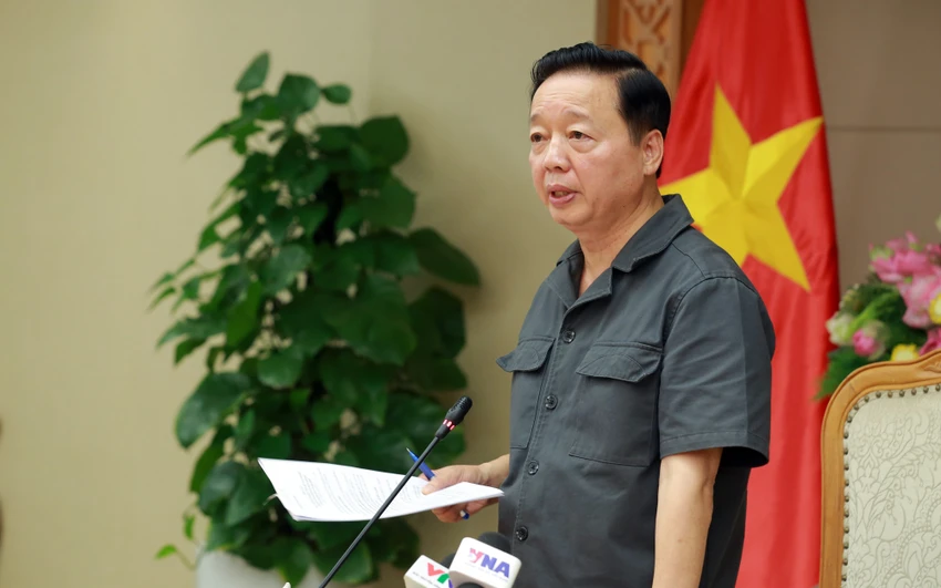 Phó Thủ tướng đề nghị các đoàn công tác của Ban Chỉ đạo phòng thủ dân sự quốc gia trực tiếp xuống kiểm tra, đôn dốc công tác ứng phó bão số 10 tại địa phương. Ảnh: VGP