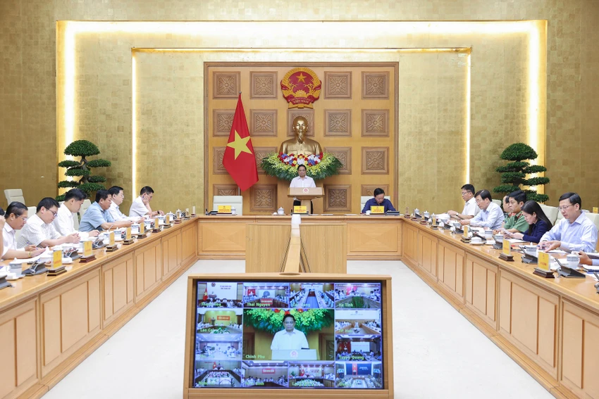 khắc phục hậu quả bão số 10 2.jpg