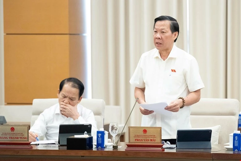 Phan Văn Mãi.jpg