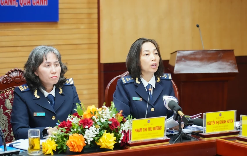16HQ106236.JPG
