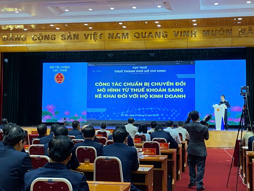 thuế .jpg