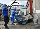 VIDEO: Lốc xoáy 'xé toạc' 2 thành phố tại TQ, 7 người chết