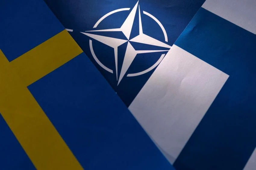 Phần Lan và Thuỵ Điển chính thức nộp đơn gia nhập NATO. Ảnh: REUTERS Phần Lan và Thuỵ Điển chính thức nộp đơn gia nhập NATO. Ảnh: REUTERS
