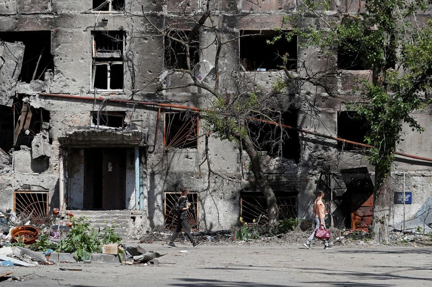 Một góc TP Mariupol, phía nam Ukraine được chụp lại hôm 30-5. Ảnh: REUTERS. Một góc TP Mariupol, phía nam Ukraine được chụp lại hôm 30-5. Ảnh: REUTERS.