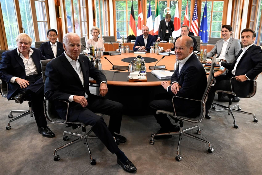 Lãnh đạo các nước G7 họp ở Đức ngày 28-6. Ảnh: REUTERS