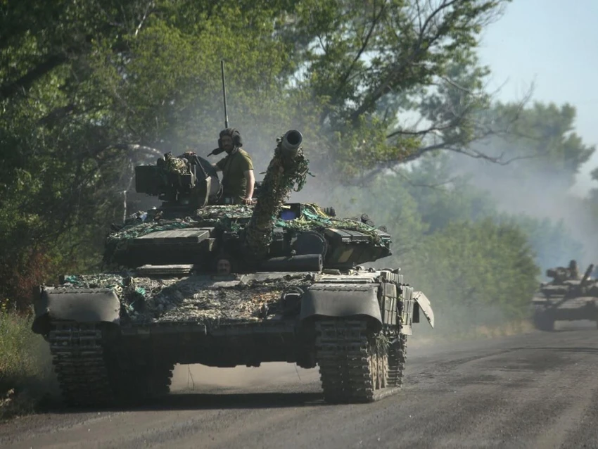 Xe tăng Ukraine ở vùng Donbass, miền đông Ukraine. Ảnh: AFP