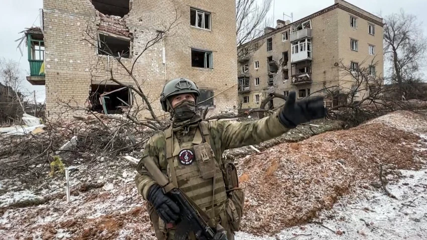 Lính đánh thuê Wagner tại TP Soledar (tỉnh Donetsk). Ảnh: TASS Lính đánh thuê Wagner tại TP Soledar (tỉnh Donetsk). Ảnh: TASS