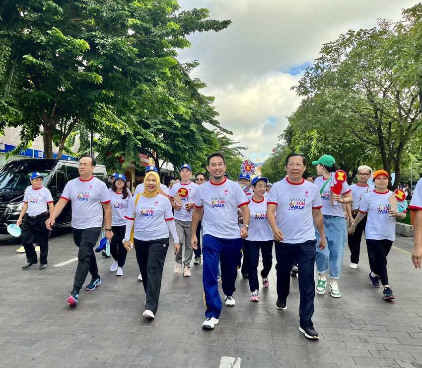 ASEAN Day Fun Walk ASEAN Day Fun Walk