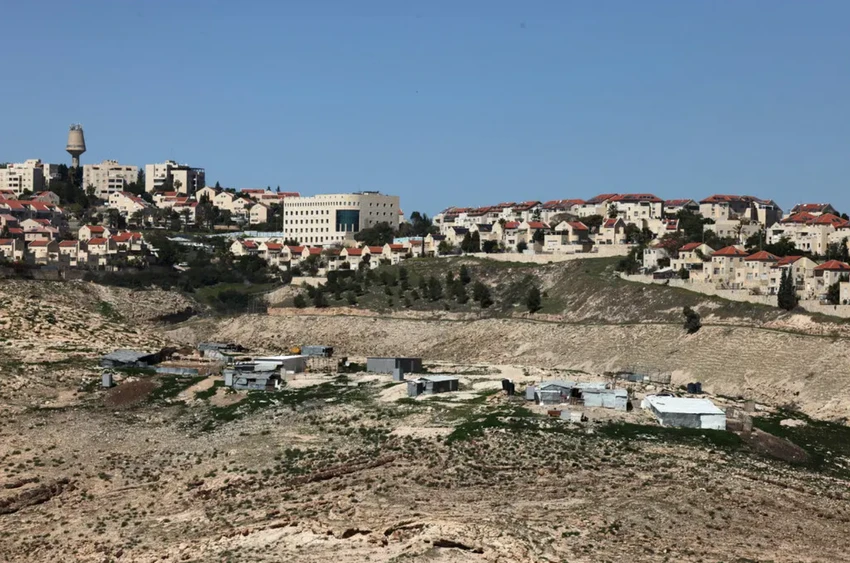 Vén màn bí mật Iran tuồn vũ khí vào Bờ Tây chống Israel