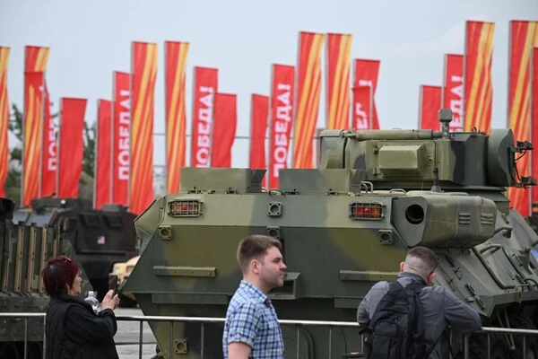 chien-loi-pham-nato-ma-nga-thu-giu-duoc-o-ukraine-.jpg