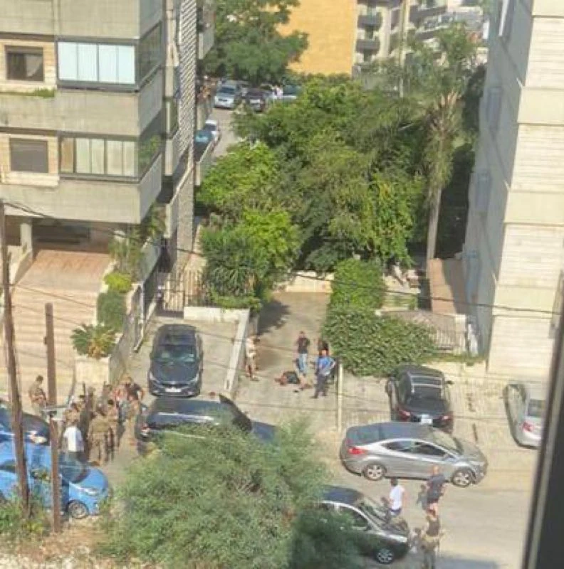 Một công dân Syria nổ súng vào Đại sứ quán Mỹ ở Lebanon.