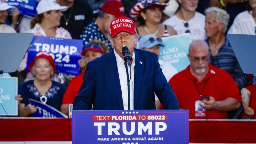 Cựu Tổng thống Donald Trump đã có một sự thay đổi trong tiêu chuẩn chọn phó tướng tranh cử Tổng thống 2024