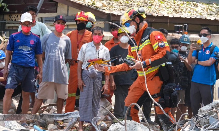 cuu-ho-dong-dat-o-myanmar-2025.png