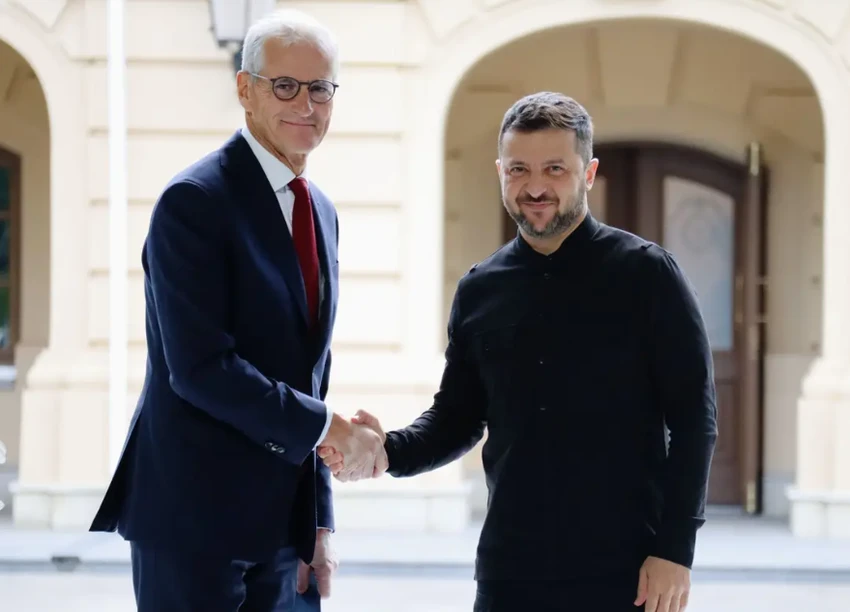 Chiến sự Nga-Ukraine 26-8:Giao tranh dữ dội ở Donetsk; Ông Trump nêu lý do ông Putin không gặp ông Zelensky