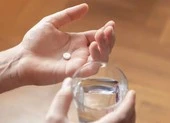 Vaccine COVID-19 dạng viên uống - thêm vũ khí chặn dịch
