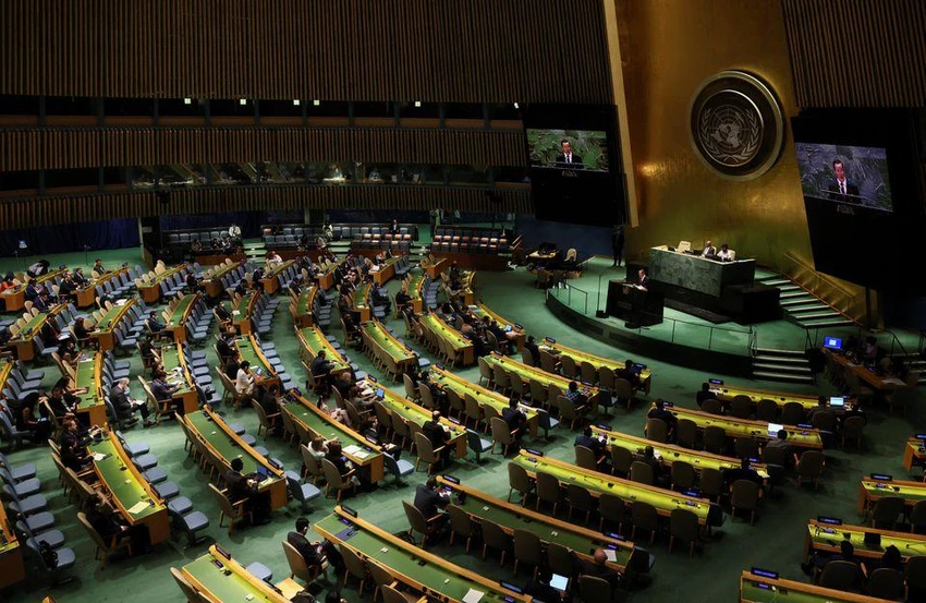 Phiên họp Đại hội đồng Liên Hợp Quốc diễn ra ngày 8-6 yêu cầu Nga, Trung Quốc giải trình lý do phủ quyết nghị quyết trừng phạt Triều Tiên của Hội đồng Bảo an. Ảnh: REUTERS Phiên họp Đại hội đồng Liên Hợp Quốc diễn ra ngày 8-6 yêu cầu Nga, Trung Quốc giải trình lý do phủ quyết nghị quyết trừng phạt Triều Tiên của Hội đồng Bảo an. Ảnh: REUTERS