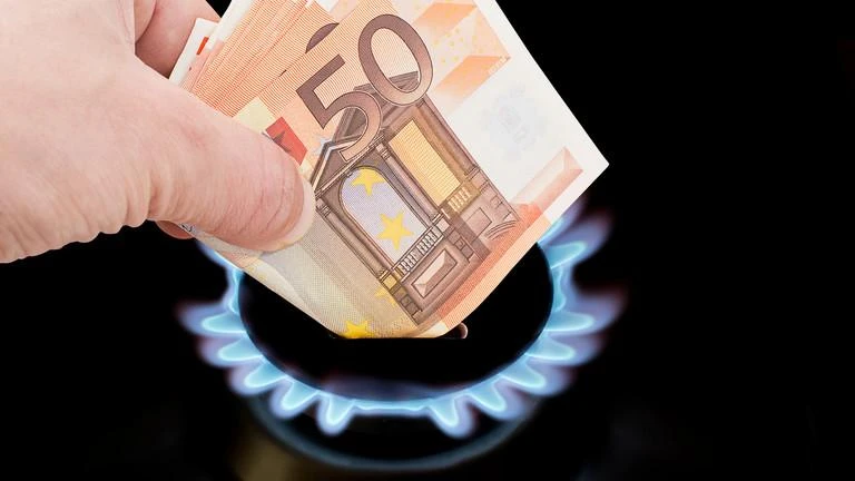 Chủ tịch Ủy ban châu Âu kêu gọi áp giá trần khí đốt Nga để ngăn Moscow thao túng năng lượng châu Âu. Ảnh: GETTY IMAGES Chủ tịch Ủy ban châu Âu kêu gọi áp giá trần khí đốt Nga để ngăn Moscow thao túng năng lượng châu Âu. Ảnh: GETTY IMAGES
